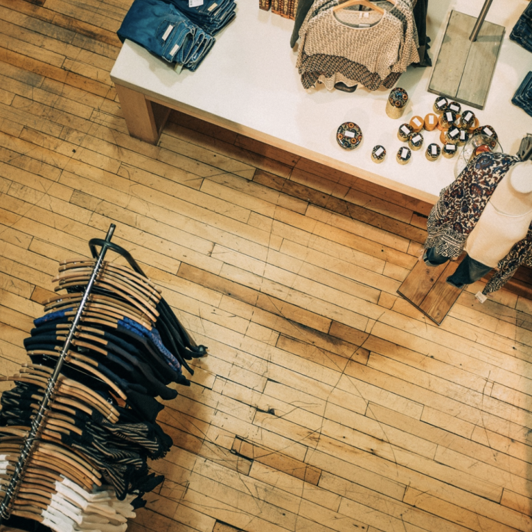 Vue d'un magasin par camera de videosurveillance - ipponsecurite.com